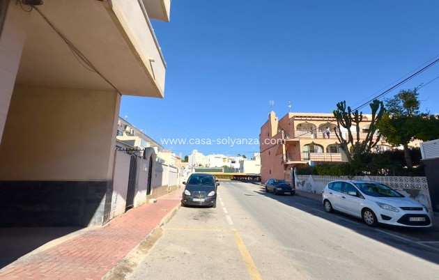 Reventa - Apartamento / piso - Torrevieja - Center