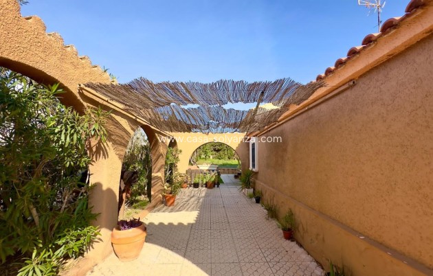 Resale - Villa - Torrevieja - Torreblanca