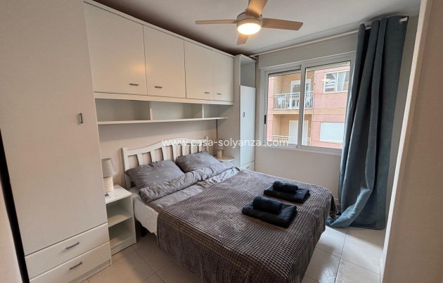 Revente - Appartement - Torrevieja - Playa De Los Naufragos