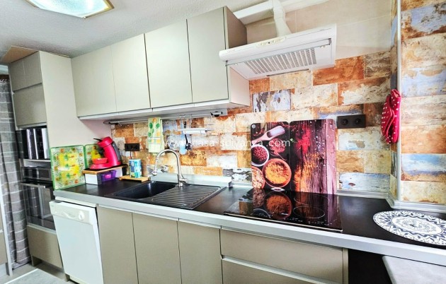 Revente - Appartement - Torrevieja - Playa De Los Naufragos