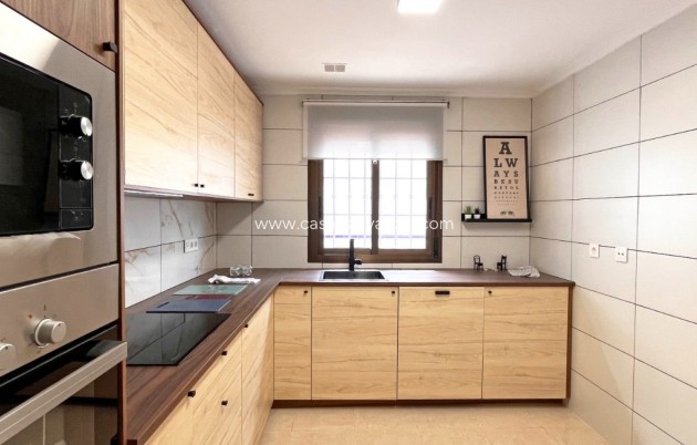 Resale - Townhouse - San Miguel de Salinas - Inland