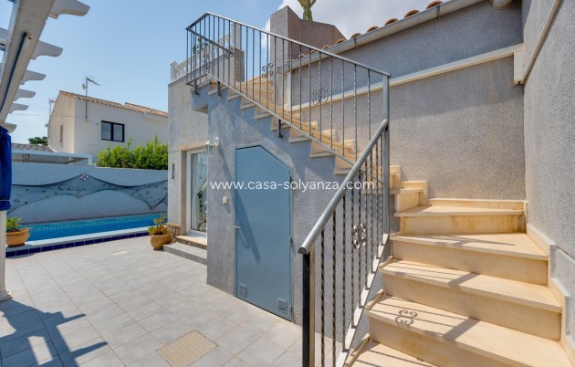 Revente - Villa - Orihuela Costa - La Regia