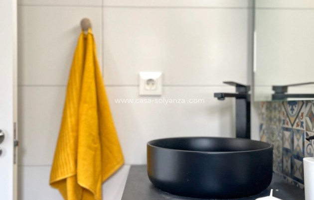 Resale - Townhouse - San Miguel de Salinas - Inland
