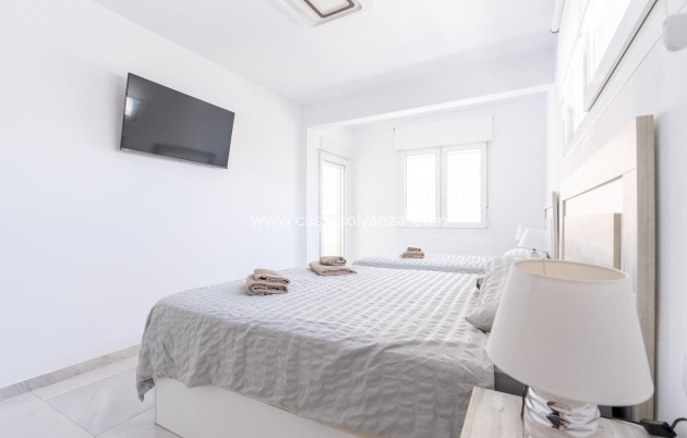 Revente - Maison de ville - Torrevieja - Punta Prima