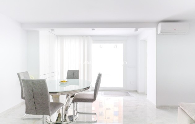 Revente - Maison de ville - Torrevieja - Punta Prima