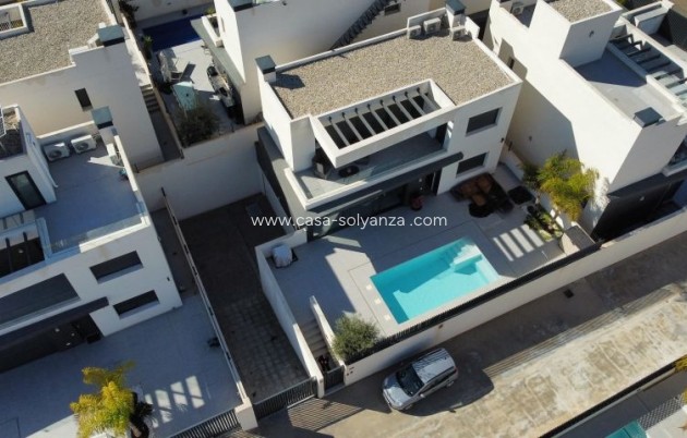 Herverkoop - Villa - Algorfa