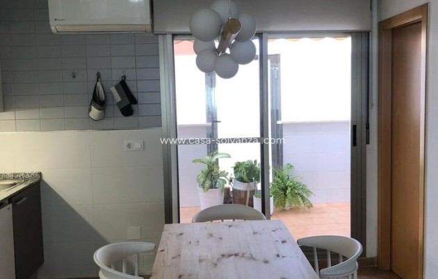 Herverkoop - Herenhuis - Los Alcázares