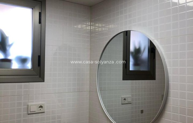 Herverkoop - Herenhuis - Los Alcázares