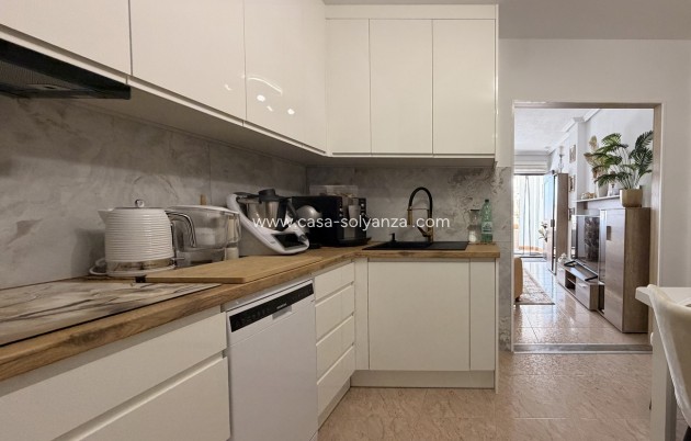 Revente - Appartement - Torrevieja - Urb. Calas Blancas III