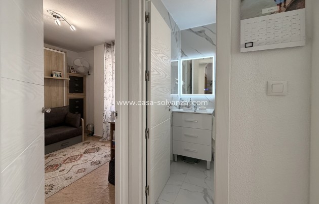 Revente - Appartement - Torrevieja - Urb. Calas Blancas III