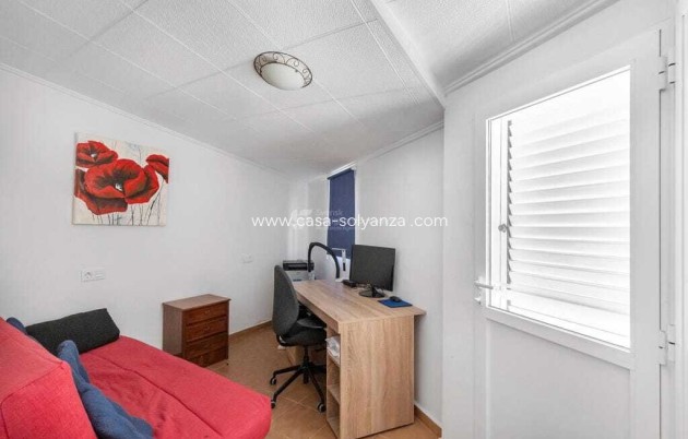 Revente - Maison de ville - La Rosaleda - Inland