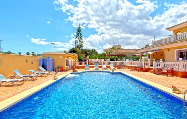 Reventa - Villa - Torrevieja - Costa Blanca