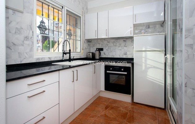 Revente - Maison de ville - Orihuela Costa - Las Filipinas