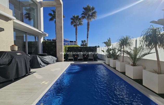 Resale - Villa - Cabo Roig - Costa Blanca