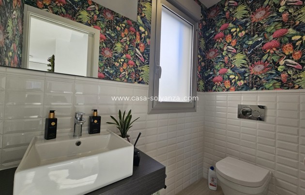 Resale - Villa - Cabo Roig - Costa Blanca
