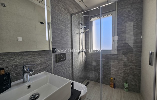Resale - Villa - Cabo Roig - Costa Blanca