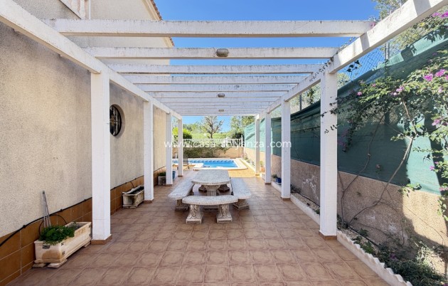 Wiederverkauf - Villa - Villamartin - Villamartín