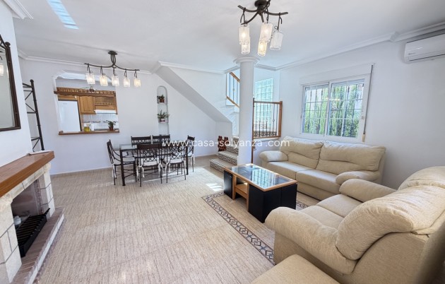 Wiederverkauf - Villa - Villamartin - Villamartín