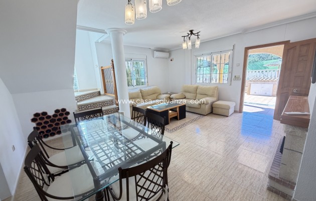 Wiederverkauf - Villa - Villamartin - Villamartín