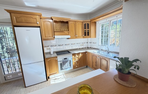 Wiederverkauf - Villa - Villamartin - Villamartín