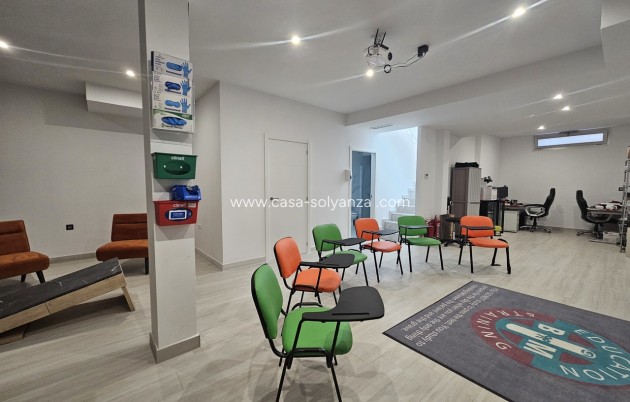 Resale - Villa - Cabo Roig - Costa Blanca