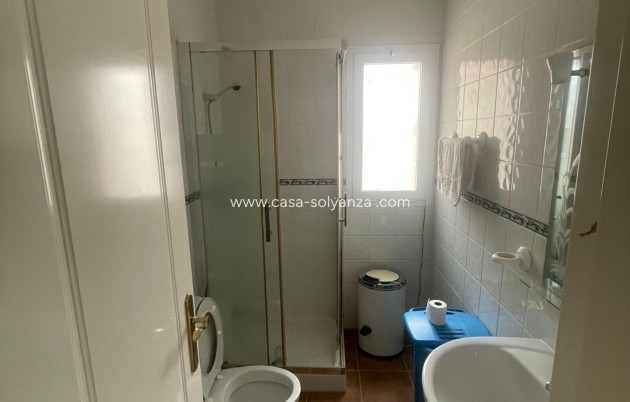 Herverkoop - Villa - Torrevieja - Aguas nuevas