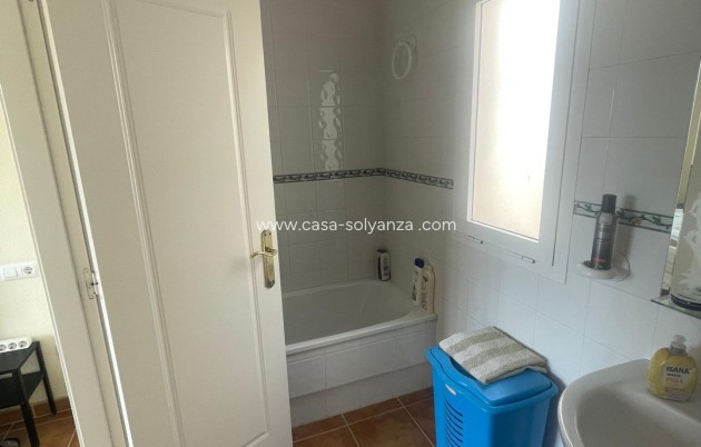 Herverkoop - Villa - Torrevieja - Aguas nuevas