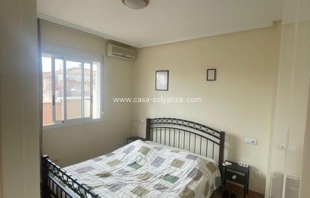 Herverkoop - Villa - Torrevieja - Aguas nuevas