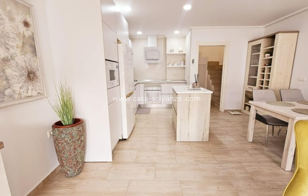 Revente - Appartement - Torrevieja - La Siesta