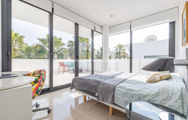 Resale - Villa - Ciudad Quesada