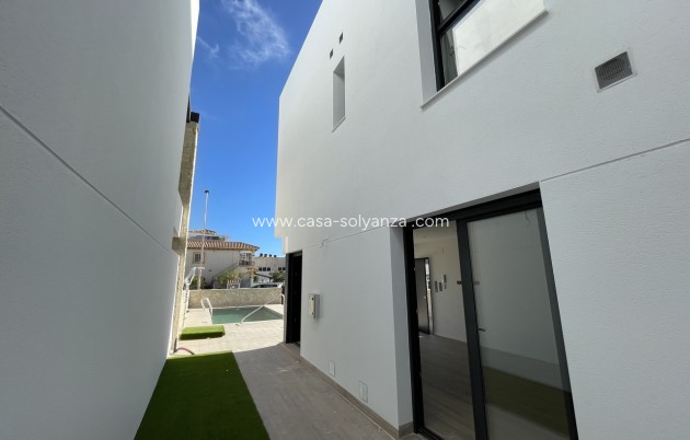 Resale - Apartment / flat - Pilar de la Horadada - Costa Blanca