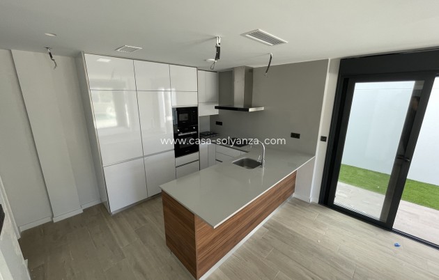 Resale - Apartment / flat - Pilar de la Horadada - Costa Blanca