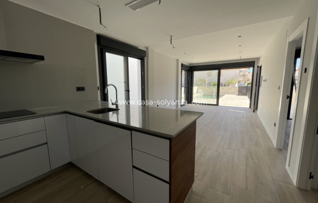 Resale - Apartment / flat - Pilar de la Horadada - Costa Blanca