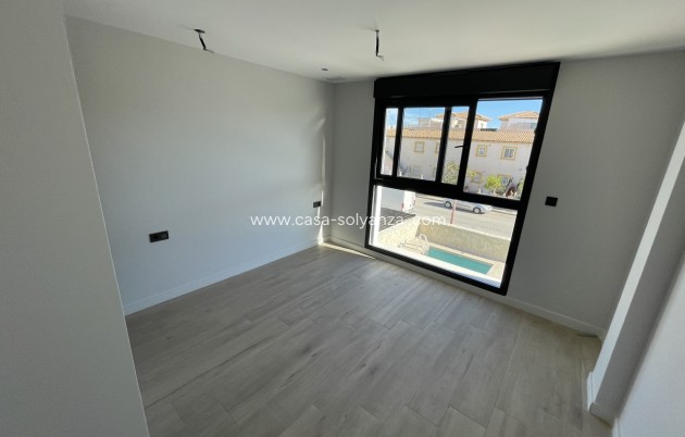 Resale - Apartment / flat - Pilar de la Horadada - Costa Blanca