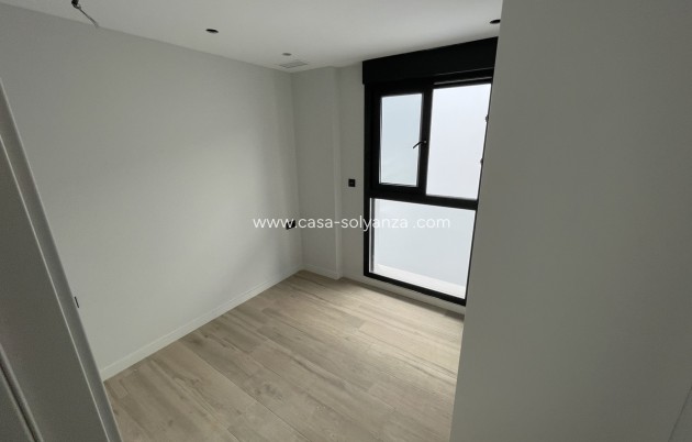 Resale - Apartment / flat - Pilar de la Horadada - Costa Blanca