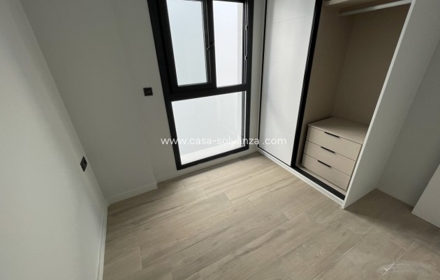 Resale - Apartment / flat - Pilar de la Horadada - Costa Blanca