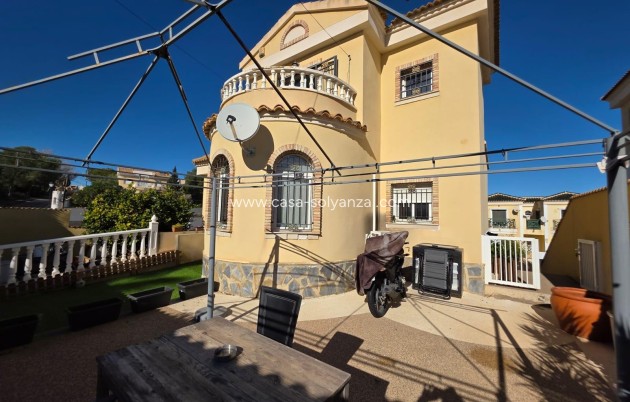 Resale - Villa - Orihuela Costa - Villamartín