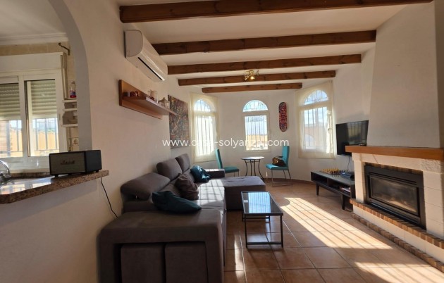 Resale - Villa - Orihuela Costa - Villamartín