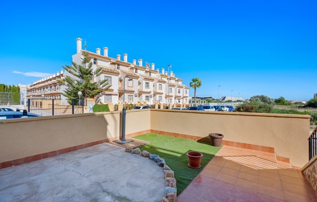 Revente - Villa - Orihuela Costa - Costa Blanca