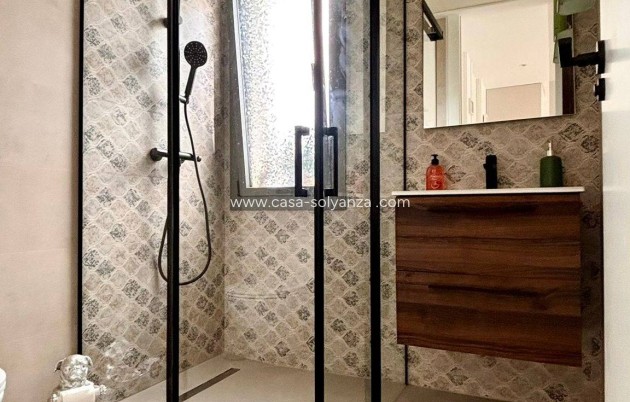 Herverkoop - Villa - San Miguel de Salinas - Urbanizacion Blue Lagoon