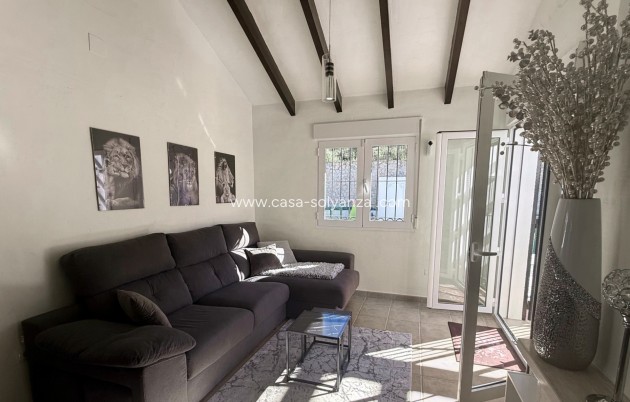 Wiederverkauf - Villa - Alhama