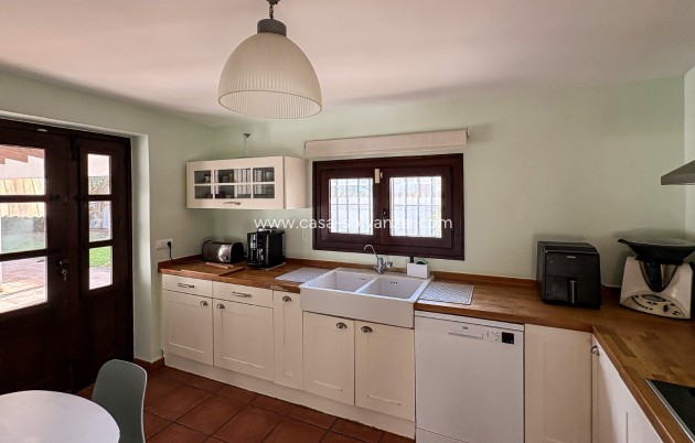 Revente - Villa - Detached - Santa Pola - El Poble Llevanti