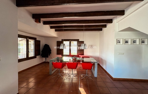 Revente - Villa - Detached - Santa Pola - El Poble Llevanti