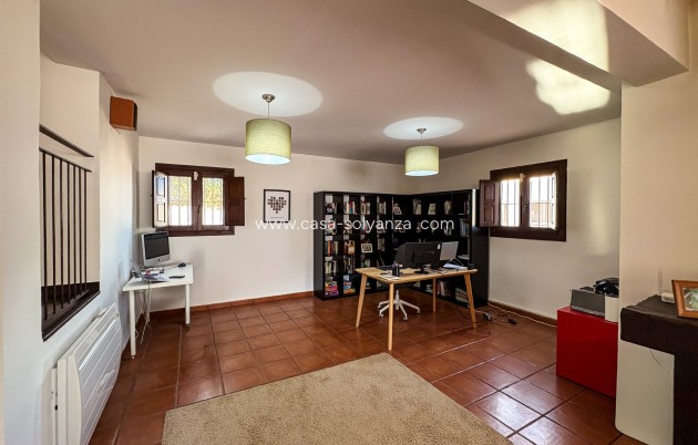 Revente - Villa - Detached - Santa Pola - El Poble Llevanti