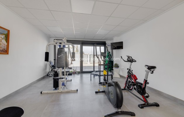 Wiederverkauf - Independent villa - Torrevieja