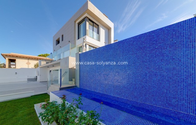Wiederverkauf - Independent villa - Torrevieja
