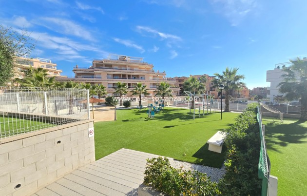 Reventa - Apartment / Flat * - Orihuela Costa * - Villamartín *