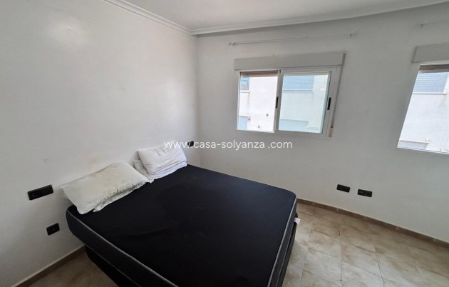 Herverkoop - Herenhuis - Guardamar del Segura - Urbanizaciones