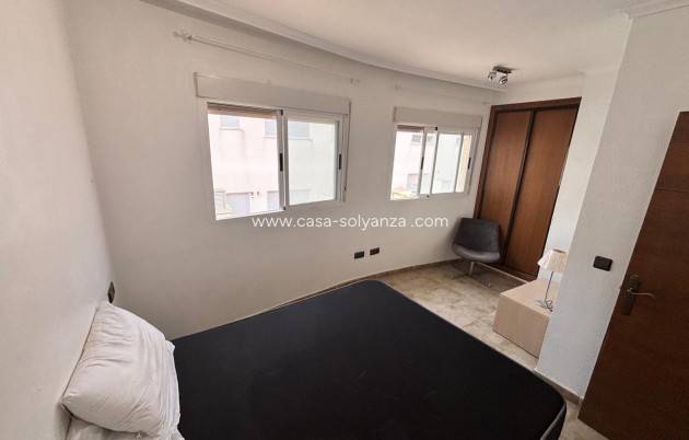 Herverkoop - Herenhuis - Guardamar del Segura - Urbanizaciones