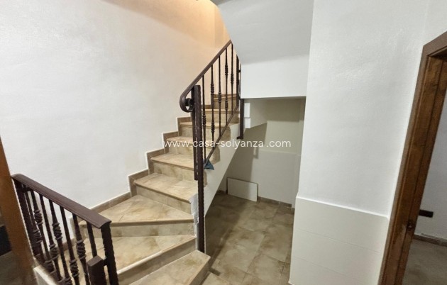 Herverkoop - Herenhuis - Guardamar del Segura - Urbanizaciones